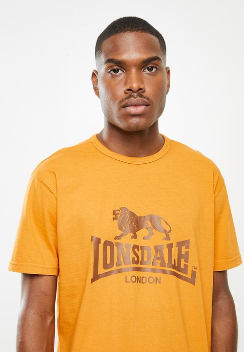 Lonsdale - Garment dye crew neck tee - mustard