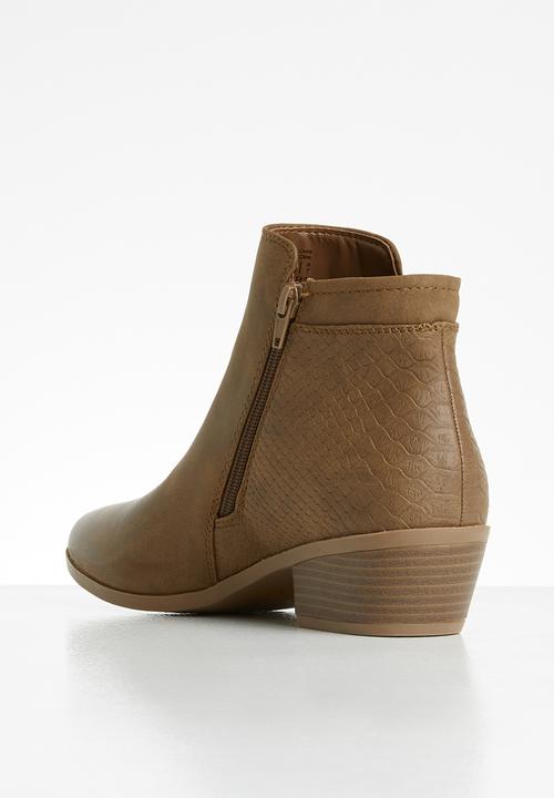 Call It Spring - Leesa boot - brown 