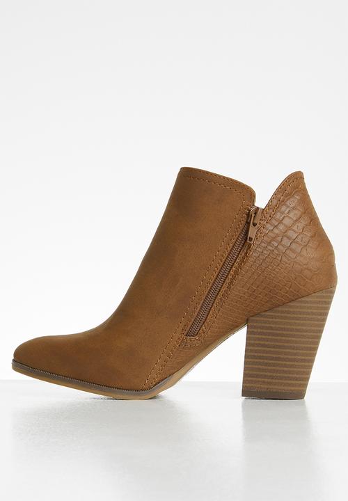 Call It Spring - Erin boot - brown 