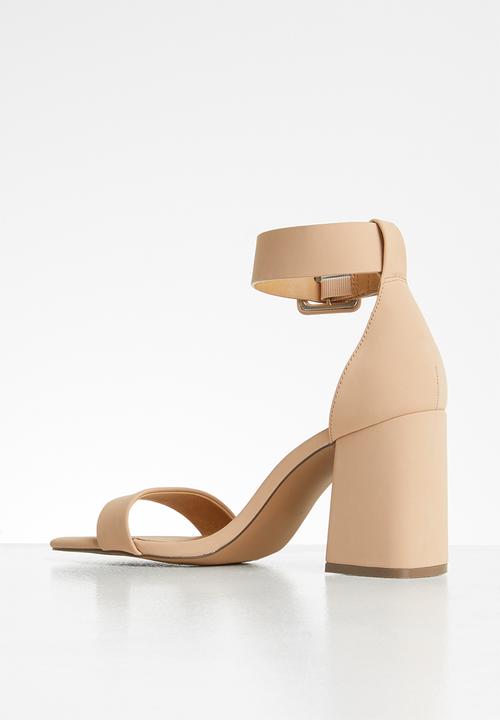 Call It Spring - Elenna heel - dark beige