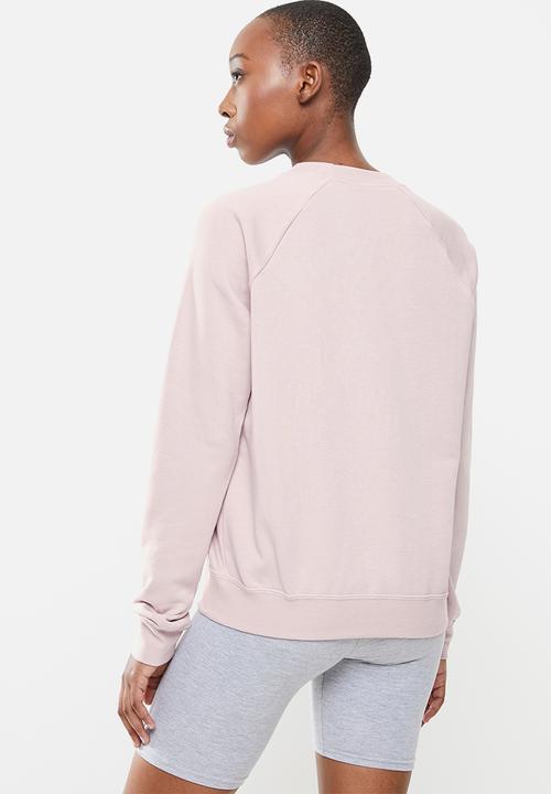 Nike - Nike sportswear essential crew fleece top - dusty pink 