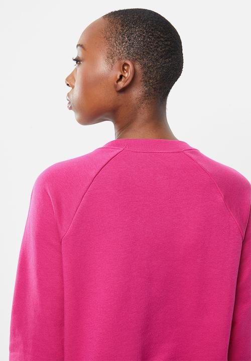 Nike - Nike sportswear essential crew fleece top - pink