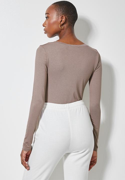 Superbalist - 2 Pack fitted viscose v-neck tee's - mocha & milk