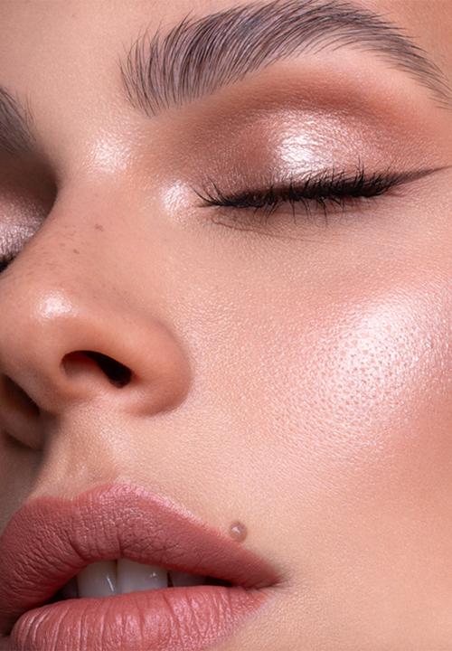 Catrice - More Than Glow Highlighter - 020 Supreme Rose Beam