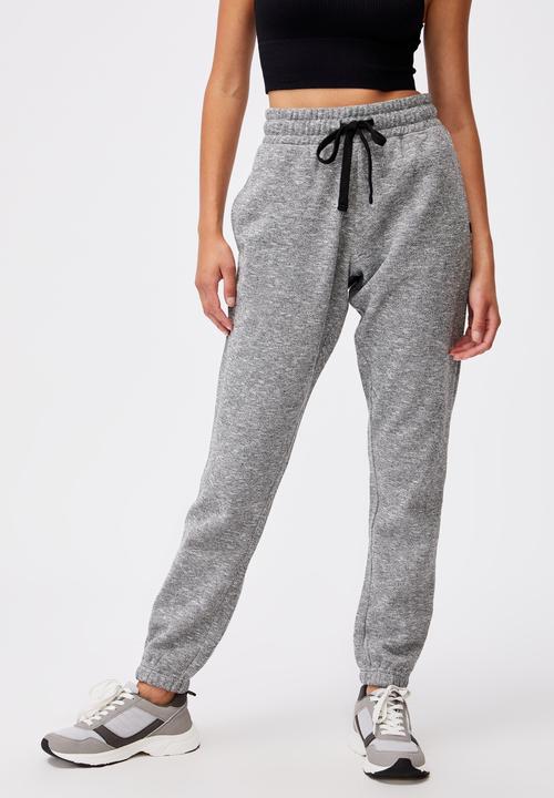 Cotton On - Lifestyle gym track pant - black varsity
