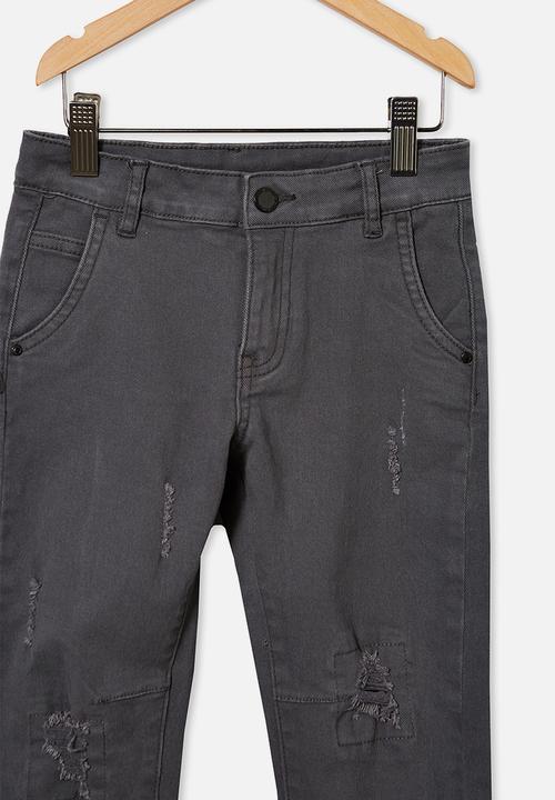 Free by Cotton On - Boys street jean - black