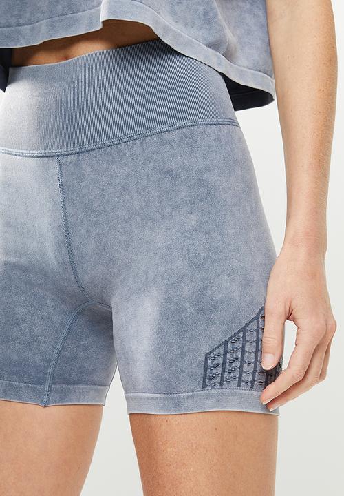 Cotton On - Lifestyle seamless yoga short - blue