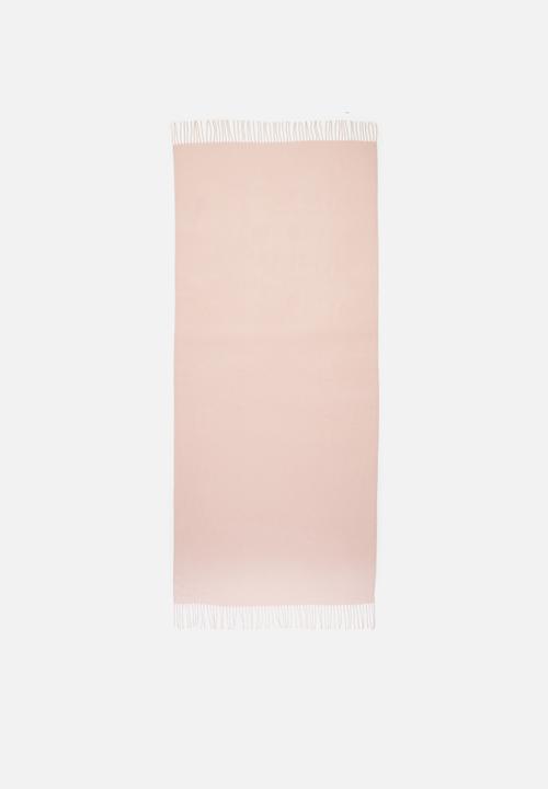 edit - Fringed infinity scarf - pink