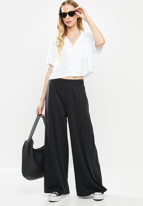 Cotton On - Wide leg lounge track pant - black