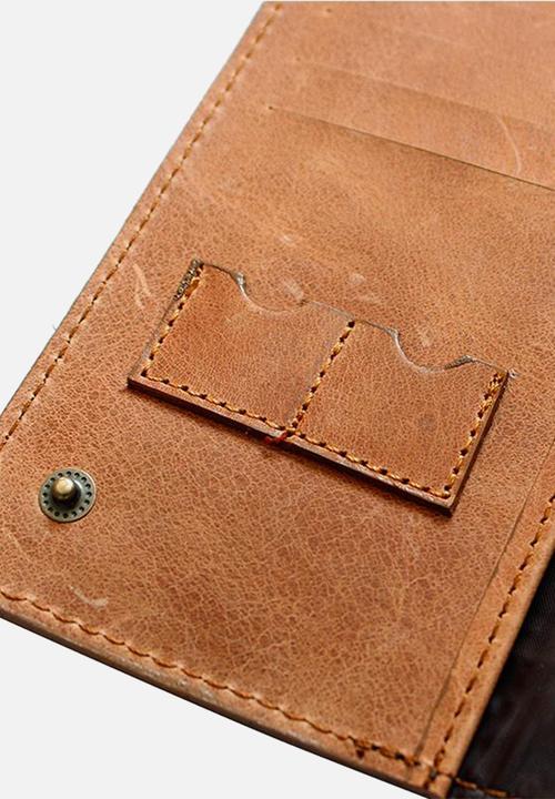 Escape Society - Conquest travel wallet - tan