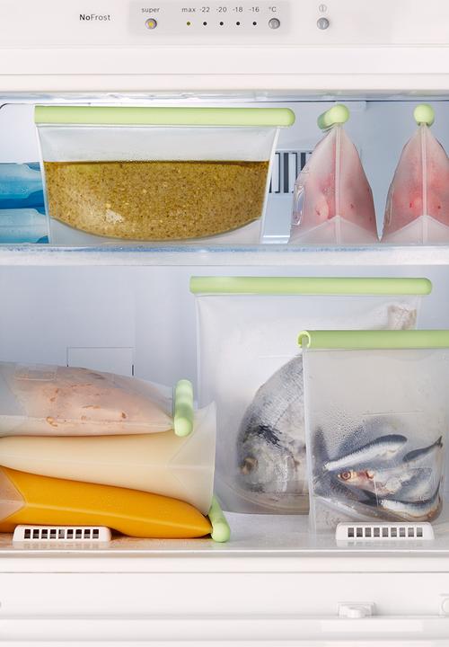 Lékué - Reusable silicone bag- clear 500 ml