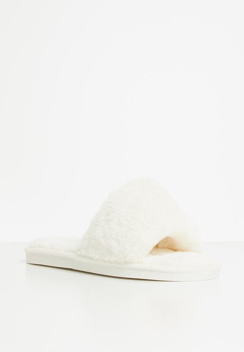 Miss Black - Rella slipper - white