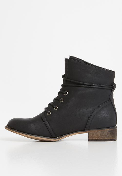 Miss Black - Bon bon ankle boot - black
