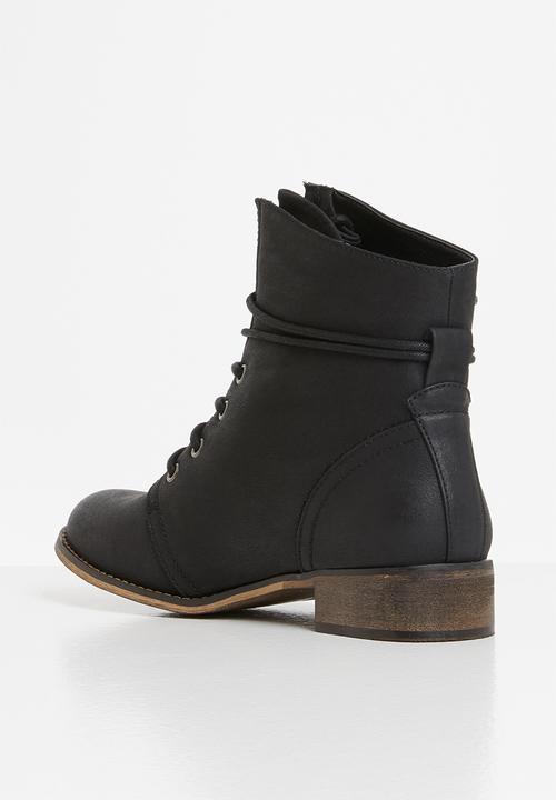 Miss Black - Bon bon ankle boot - black