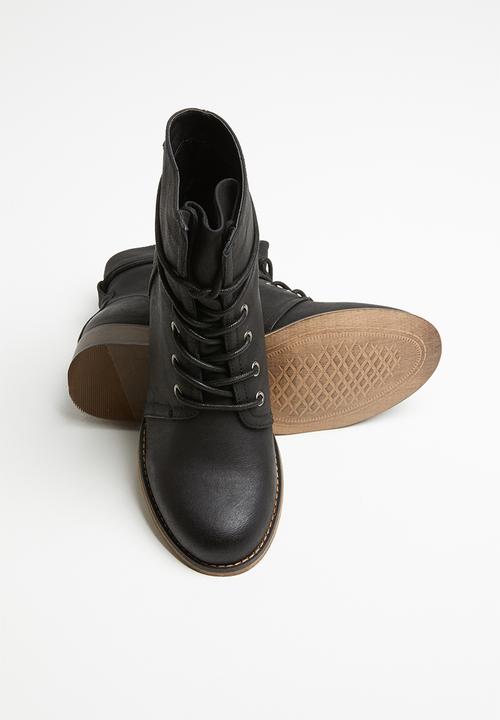 Miss Black - Bon bon ankle boot - black