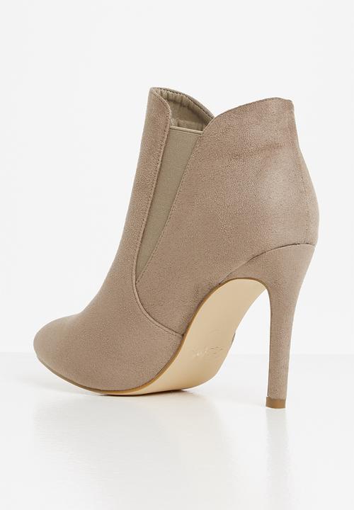 Miss Black - Belle 6 ankle boot - taupe