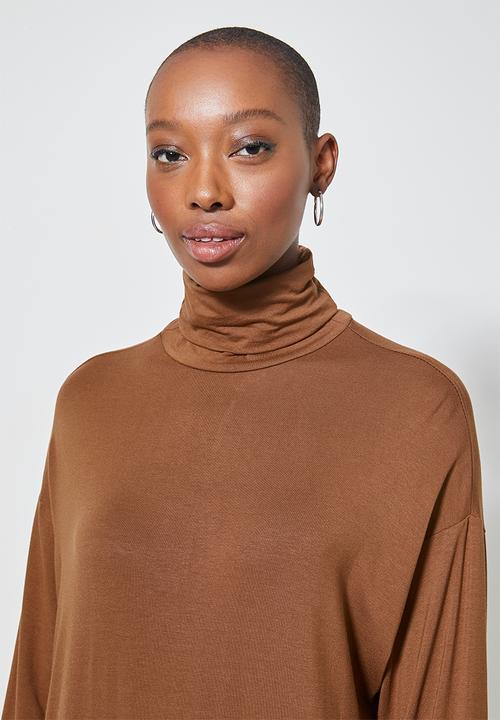 Superbalist - Poloneck dress with dropped shoulder - tobacco