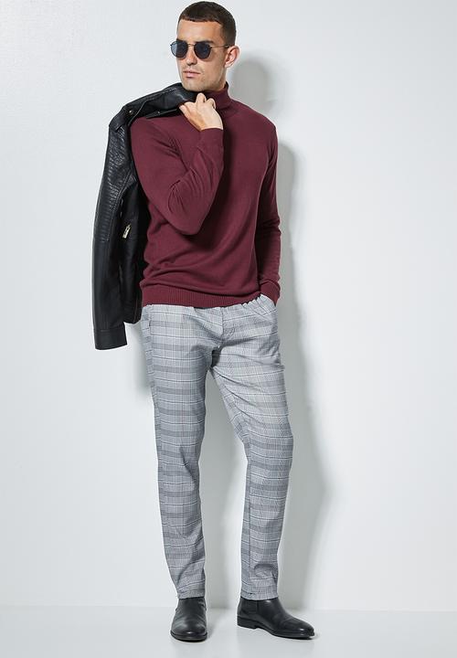 Superbalist - Basic roll neck slim fit knit - burgundy