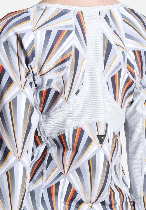 Y.A.S - Beam L/S Top