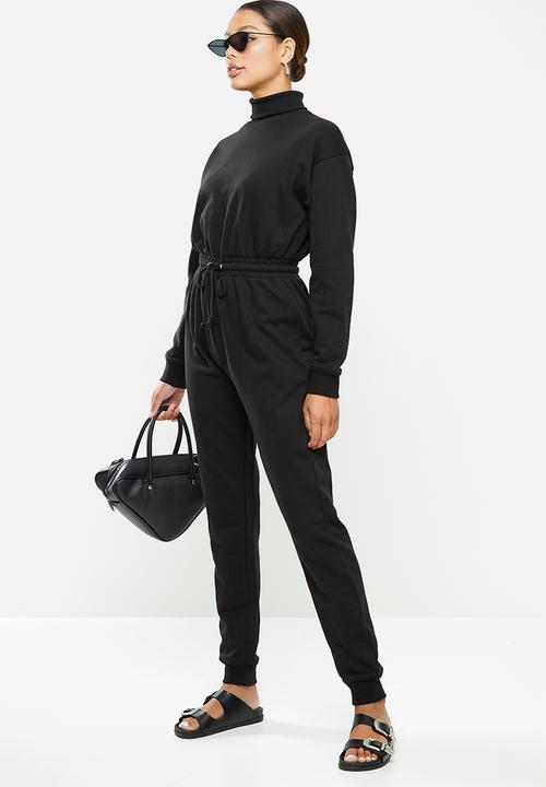 Missguided - Roll neck drop shoulder jumpsuit - black
