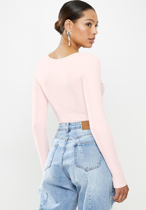 Missguided - V-neck ribbed long sleeve bodysuit - pink