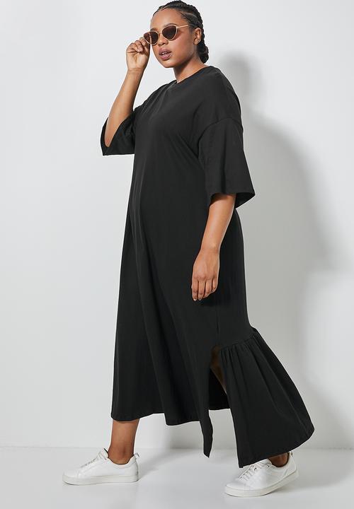Superbalist - Tiered T-shirt dress - black