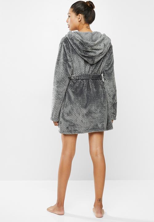 Missguided - Short fluffy super soft dressing gown - grey