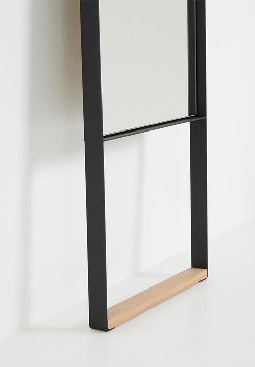 Emerging Creatives - Stockholm standing geo mirror - black