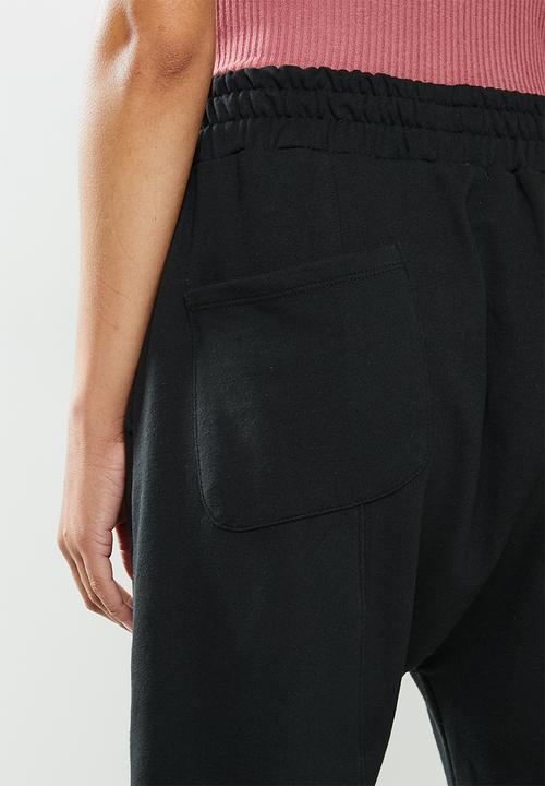 Cotton On - Super relaxed trackpant - washed black