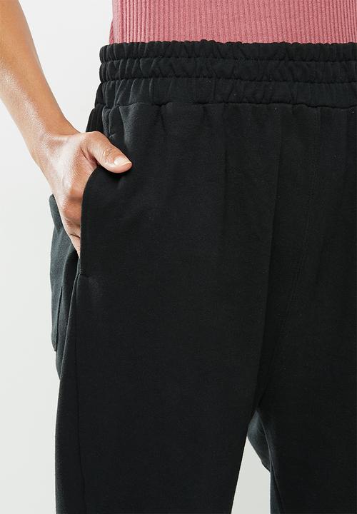 Cotton On - Super relaxed trackpant - washed black