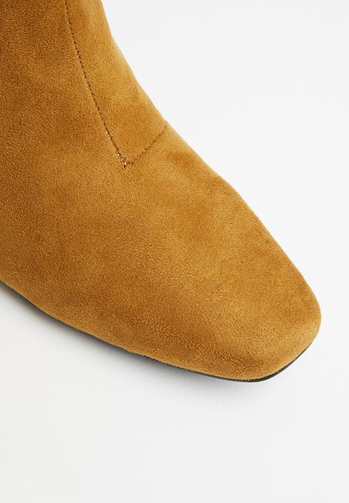 Z_Code_Z - Trina western boot - camel