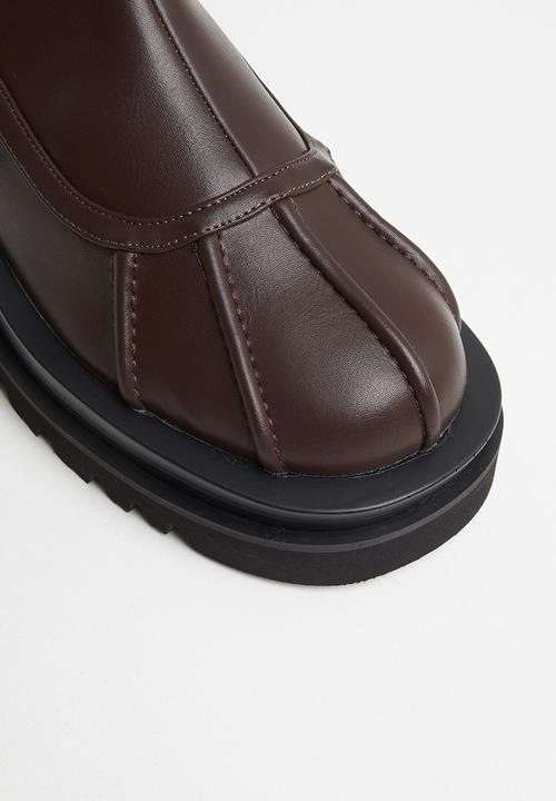 Z_Code_Z - Gila chunky chelsea boot - chocolate
