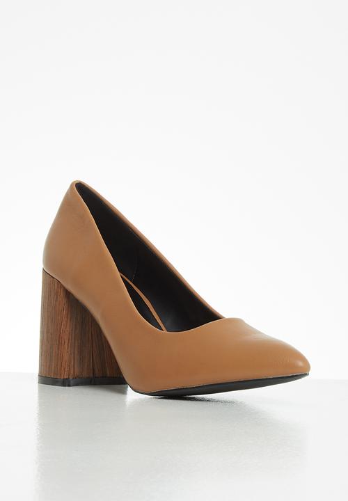 Z_Code_Z - Eden-1 statement heel - camel