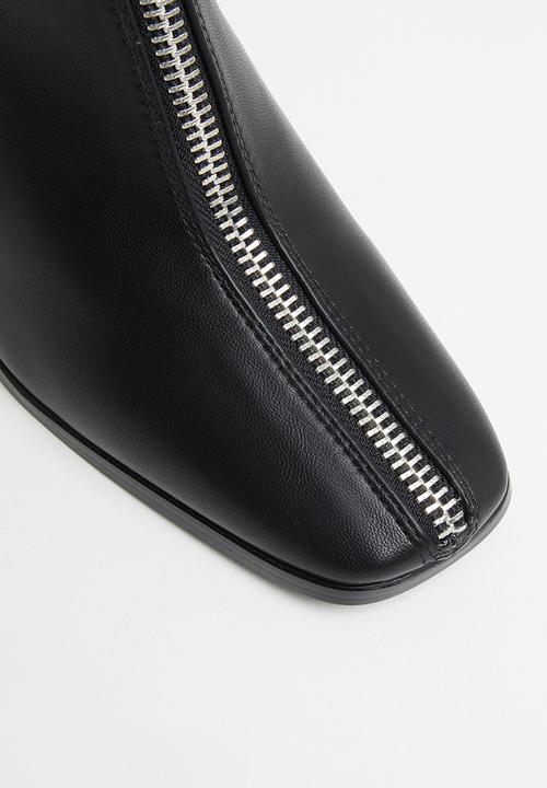 Z_Code_Z - Aylen front zip ankle boot - black