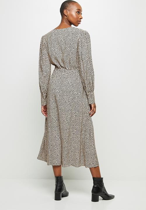 edit - Mandarin collar drawcord a-line midi - beige & black 