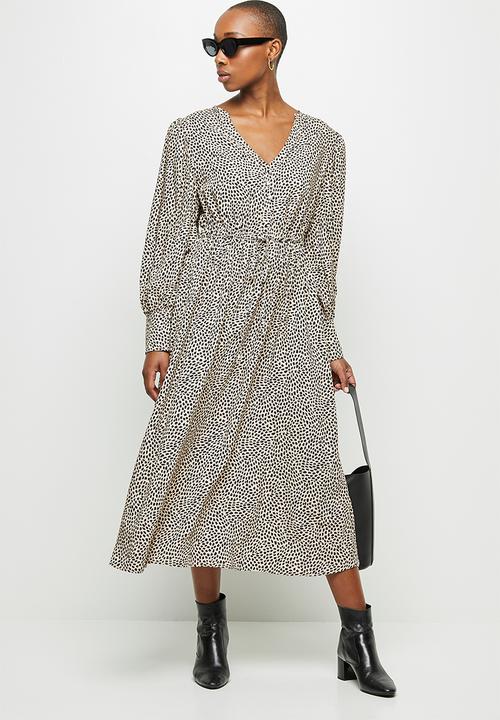 edit - Mandarin collar drawcord a-line midi - beige & black 