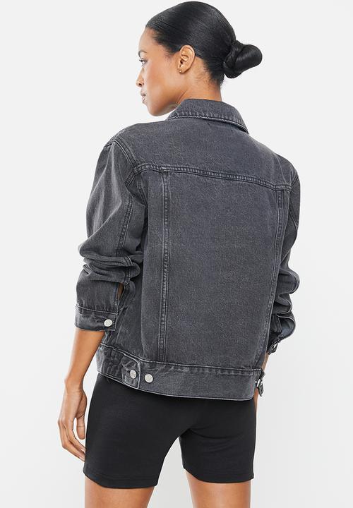 Missguided - Petite oversized denim jacket - black