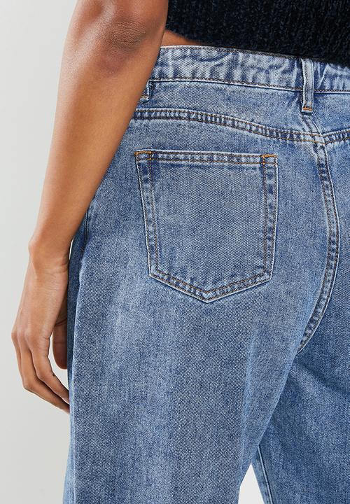 Missguided - Petite washed single thigh rip riot jeans - blue
