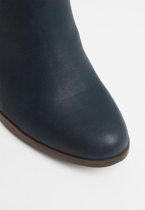 Miss Black - Ahlam 3 ankle boot - navy