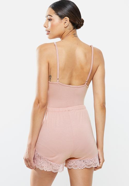Missguided - Lace trim cami short set - pink