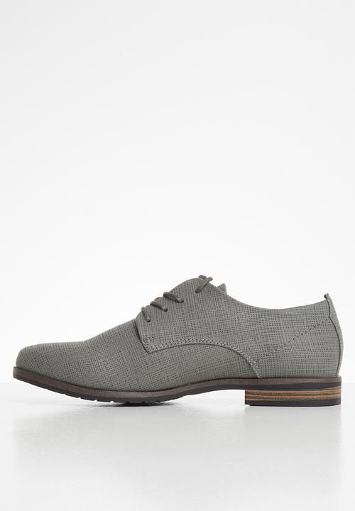 Miss Black - Alpha 4 brogue - grey