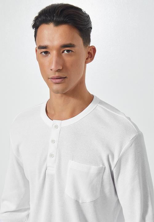 Superbalist - Texas long sleeve textured henley tee - white