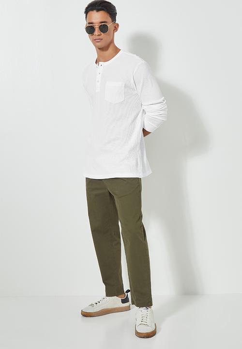 Superbalist - Texas long sleeve textured henley tee - white