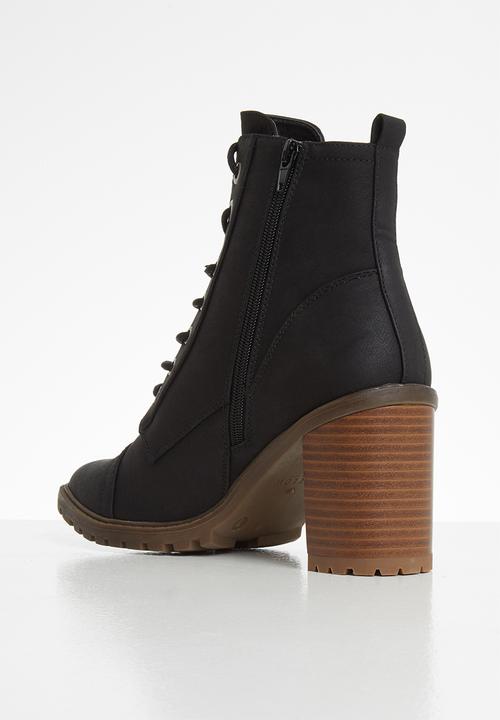 Miss Black - Omega 2 ankle boot - black