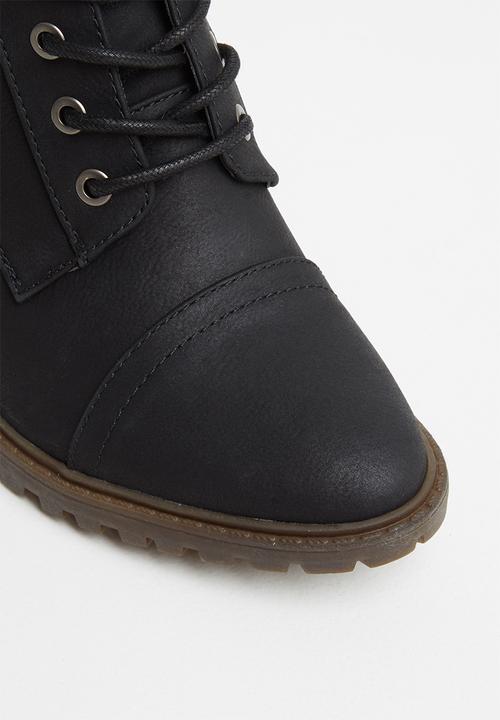 Miss Black - Omega 2 ankle boot - black