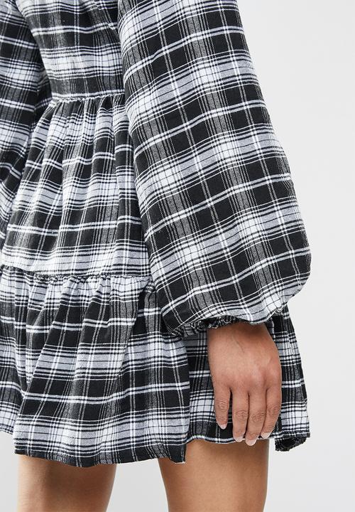 Missguided - Button thru plunge smock dress check - black & white 