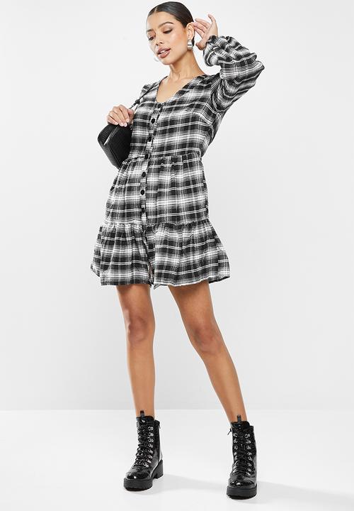 Missguided - Button thru plunge smock dress check - black & white 
