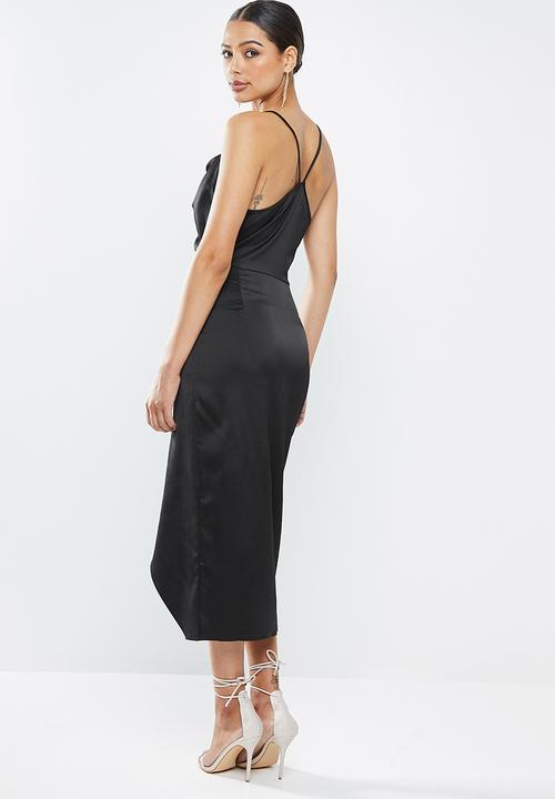 Missguided - Asymmetric strap drape satin midi dress - black
