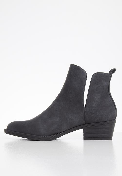 Butterfly Feet - Kelly nubuck ankle boot - black