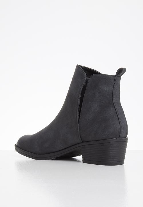 Butterfly Feet - Kelly nubuck ankle boot - black
